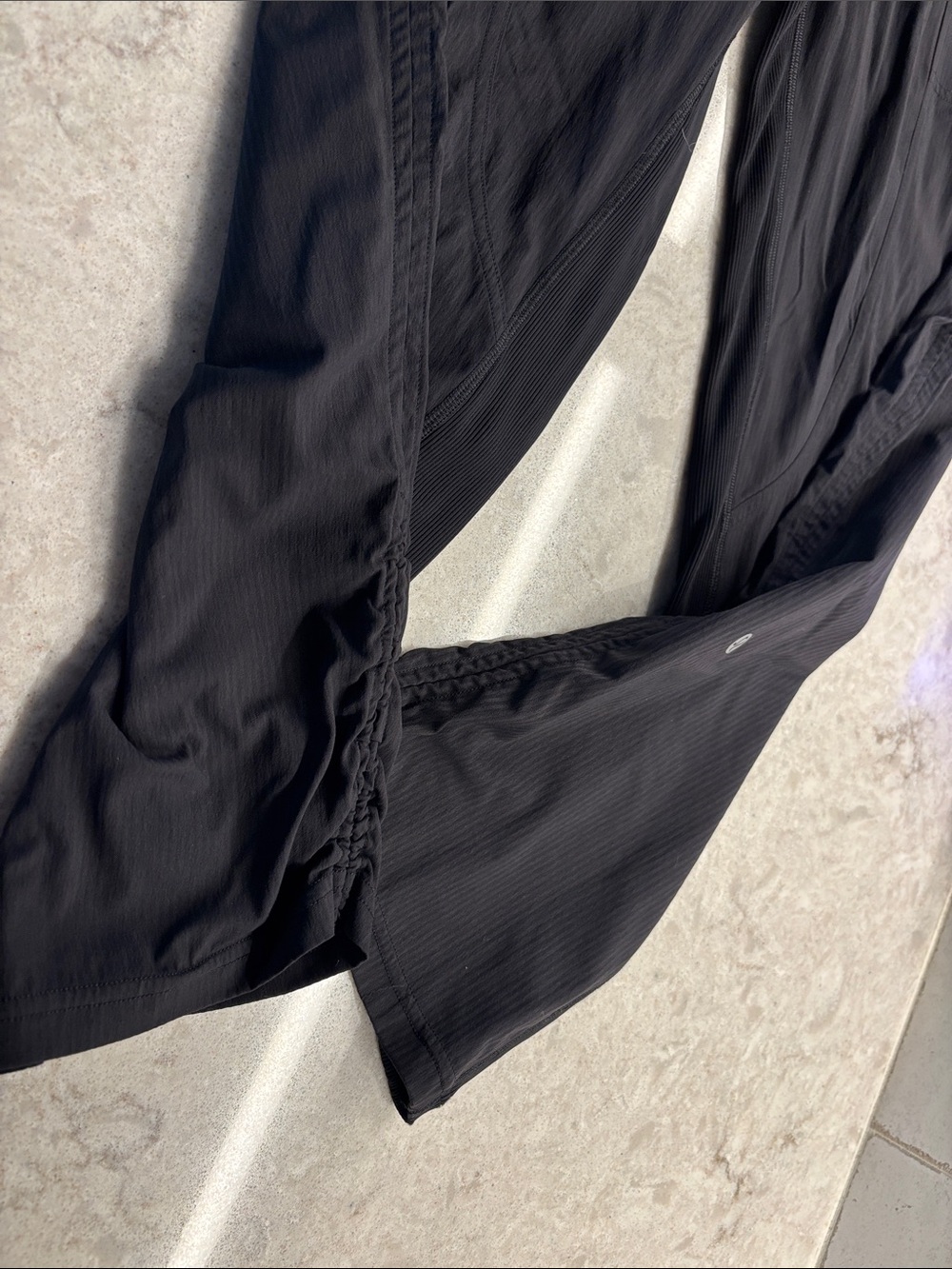 Lululemon - Picture 6 of 6